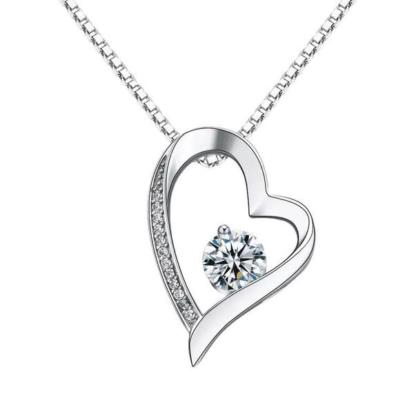 chains s925 sterling silver heart-shaped necklace female moissanite pendant temperament clavicle chain valentine's day gift
chains s925 sterling silver heart-shaped necklace female moissanite pendant temperament clavicle chain valentine's day gift