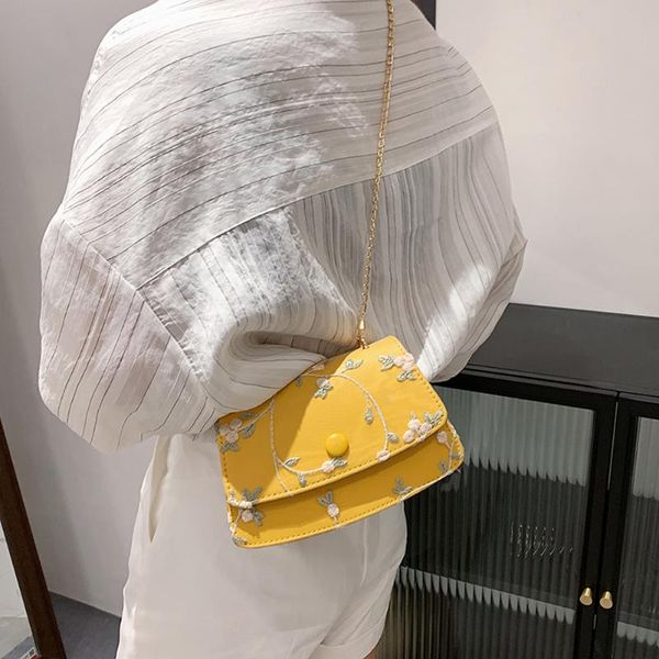 women flower embroidery pu leather mesh shoulder crossbody bag casual ladies pearl chain shopper purses and mini handbags cross body
women flower embroidery pu leather mesh shoulder crossbody bag casual ladies pearl chain shopper purses and mini handbags cross body