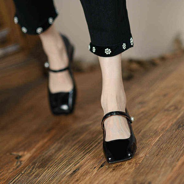 vintage mary jane shoes women's thick heel spring and summer patent leather square head soft leather one-sided buckle single shoes midd, Black
vintage mary jane shoes women's thick heel spring and summer patent leather square head soft leather one-sided buckle single shoes midd, Black