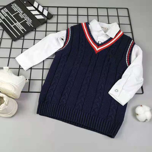 all-match vest woman's blouse contracted casual comfortable thickened warm cotton vests, Black;white
all-match vest woman's blouse contracted casual comfortable thickened warm cotton vests, Black;white