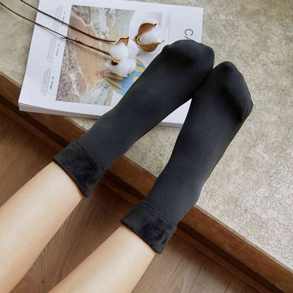 snow socks plush thickened women's autumn and winter middle warm color flesh short silk stockings, Black;white
snow socks plush thickened women's autumn and winter middle warm color flesh short silk stockings, Black;white