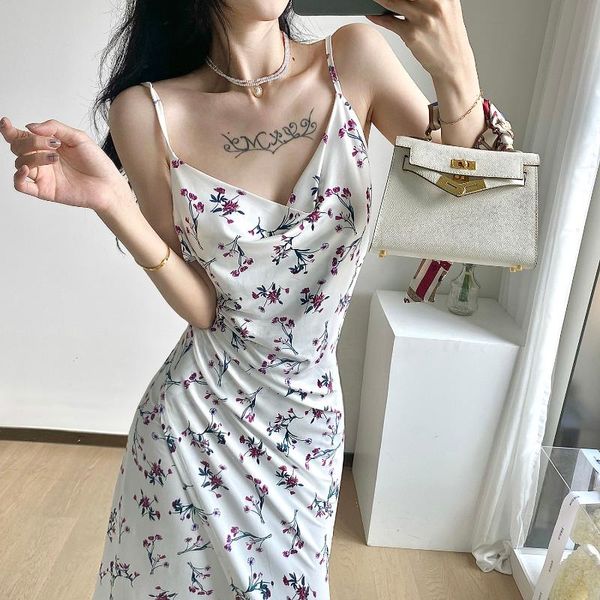casual dresses 790 # to film the spot ~ summer light ripe soft feminine temperament floral swing get backless condole belt dress, Black;gray
casual dresses 790 # to film the spot ~ summer light ripe soft feminine temperament floral swing get backless condole belt dress, Black;gray