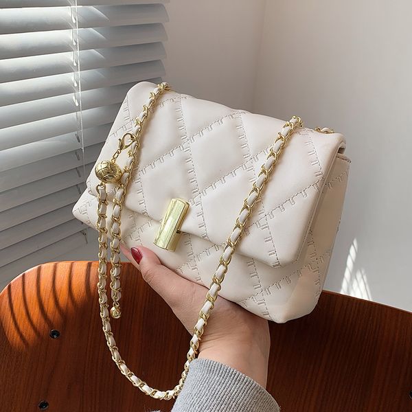 embroidery small pu leather crossbody bags for women 2021 trend luxury lady ed fashion chain shoulder handbags and purses l003
embroidery small pu leather crossbody bags for women 2021 trend luxury lady ed fashion chain shoulder handbags and purses l003