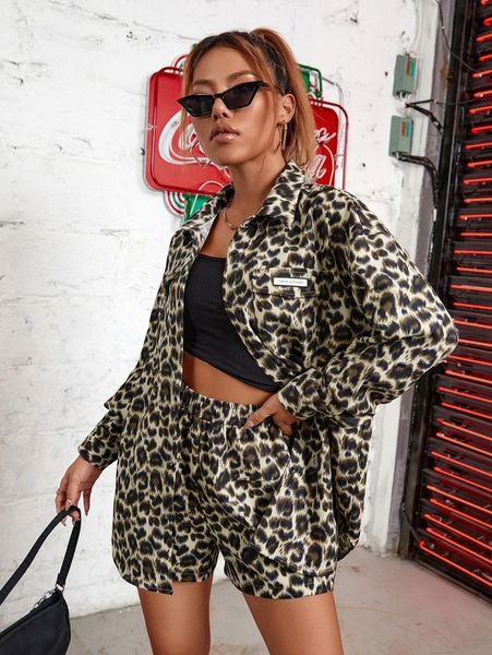 leopard print letter patched drop shoulder flap pocket blouse & shorts 38mz#, White 
leopard print letter patched drop shoulder flap pocket blouse & shorts 38mz#, White