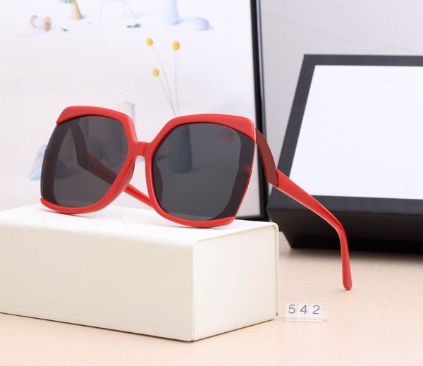 542 designer sunglasses men women eyeglasses outdoor shades pc frame fashion classic lady sun glasses mirrors for women, White;black
542 designer sunglasses men women eyeglasses outdoor shades pc frame fashion classic lady sun glasses mirrors for women, White;black