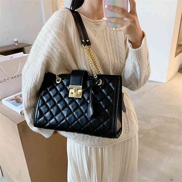 wanghong big 2021 new style women's fashion lingge chain shoulder bag advanced feeling 100 pairs of handbags fashionable women
wanghong big 2021 new style women's fashion lingge chain shoulder bag advanced feeling 100 pairs of handbags fashionable women