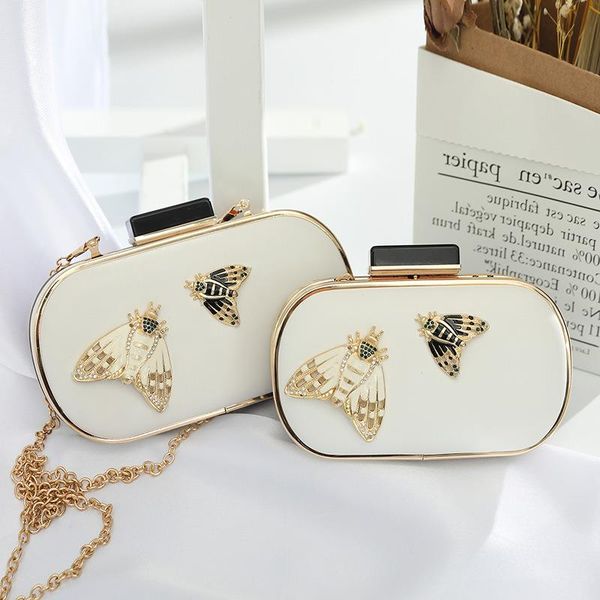 bag hand fashion shoulder 2021 butterfly classic chain female new messenger pattern personality all-match vkjws
bag hand fashion shoulder 2021 butterfly classic chain female new messenger pattern personality all-match vkjws