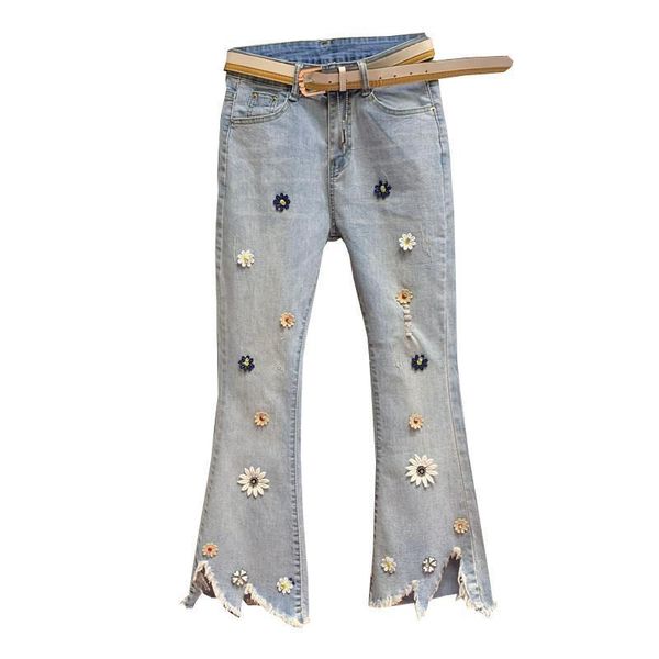 spring embroidered high waisted slim nine point micro lace pants women's jeans, Blue
spring embroidered high waisted slim nine point micro lace pants women's jeans, Blue