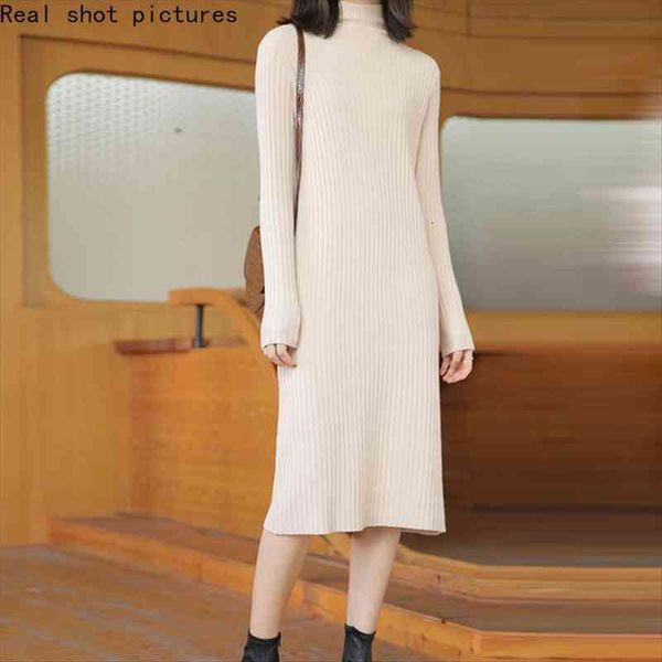 korean half turtleneck thread hole women dress strip mid length knitted sweater pullover, Black;gray
korean half turtleneck thread hole women dress strip mid length knitted sweater pullover, Black;gray
