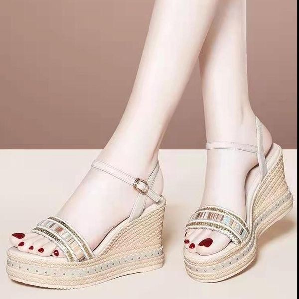 sandals retro woman summer casual soft buckle women shoes female ladies platform sandalias plus size, Black
sandals retro woman summer casual soft buckle women shoes female ladies platform sandalias plus size, Black