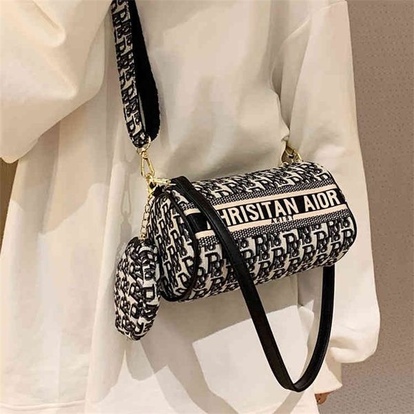 factory store shop women's bag letter tide single shoulder new fashion women's wide belt messenger small mother's staff pair
factory store shop women's bag letter tide single shoulder new fashion women's wide belt messenger small mother's staff pair