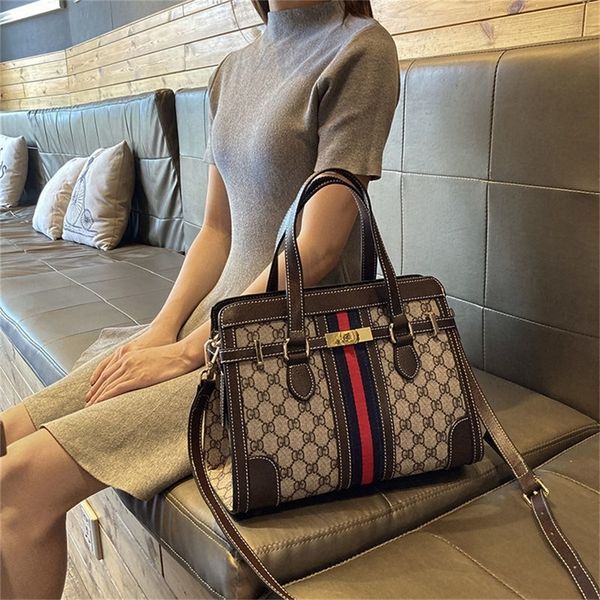 designer sale high sense bag female new fashion atmosphere platinum versatile messenger shoulder bag large capacity hand
designer sale high sense bag female new fashion atmosphere platinum versatile messenger shoulder bag large capacity hand