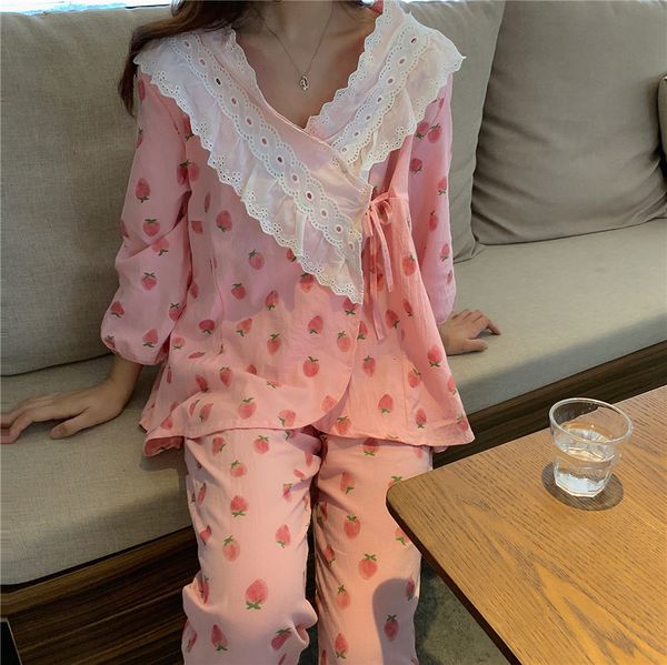 sleepwear women pajamas strawberry print pijama mujer two-piece suit autumn pants suits loose cotton soft sleepwear, Black;red
sleepwear women pajamas strawberry print pijama mujer two-piece suit autumn pants suits loose cotton soft sleepwear, Black;red