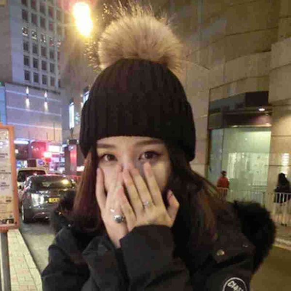 caps hats winter women's warm fashion versatile korean student plush thickened knitted net red wool ball, Blue;gray
caps hats winter women's warm fashion versatile korean student plush thickened knitted net red wool ball, Blue;gray