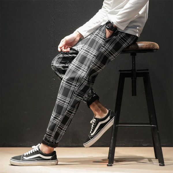 men's pants yellow black plaid 2021 spring fashion casual straight harem korean hip hop sweatpants large size 5xl
men's pants yellow black plaid 2021 spring fashion casual straight harem korean hip hop sweatpants large size 5xl