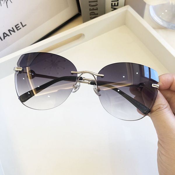 fashion rimless cat eye sunglasses women 2020 luxury brand brown blue gradient sun glasses black heart decoration beach eyewear, Silver
fashion rimless cat eye sunglasses women 2020 luxury brand brown blue gradient sun glasses black heart decoration beach eyewear, Silver