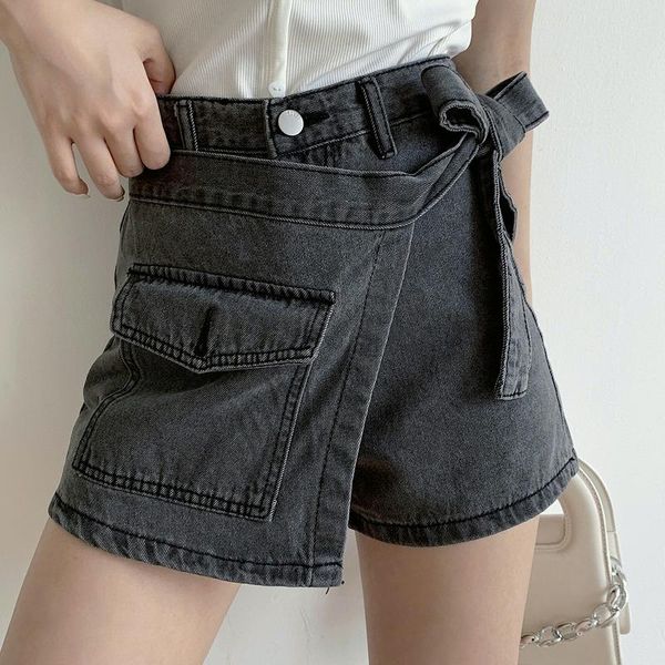women's jeans vintage irregular high-waisted denim skirt pants women 2021 summer loose lace up straight shorts, Blue
women's jeans vintage irregular high-waisted denim skirt pants women 2021 summer loose lace up straight shorts, Blue