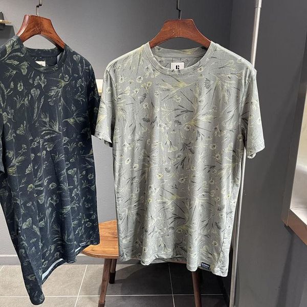 men's t-shirts men 's clothes 2021 summerround neck printed ice silk half sleeve t- shirt personality affordable luxury slim fit v, White;black
men's t-shirts men 's clothes 2021 summerround neck printed ice silk half sleeve t- shirt personality affordable luxury slim fit v, White;black