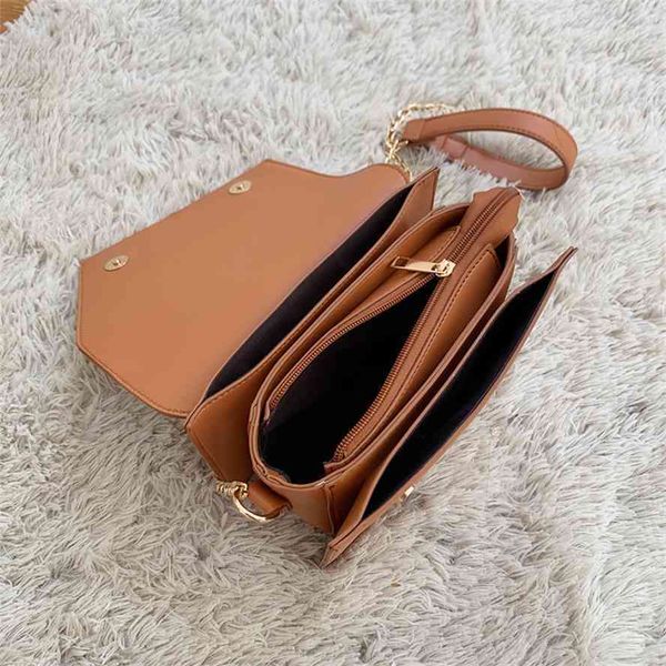 spring summer small women 2021 new korean simple chain fashion leisure one shoulder messenger bag
spring summer small women 2021 new korean simple chain fashion leisure one shoulder messenger bag