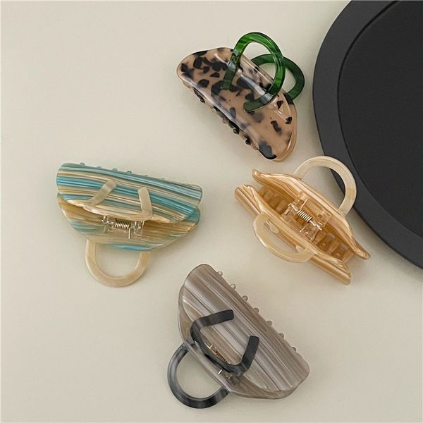fashion claw barrettes large geometric hollow bag shape striped leopard acetate hairclip for women hair headwear accessories, Golden;silver
fashion claw barrettes large geometric hollow bag shape striped leopard acetate hairclip for women hair headwear accessories, Golden;silver