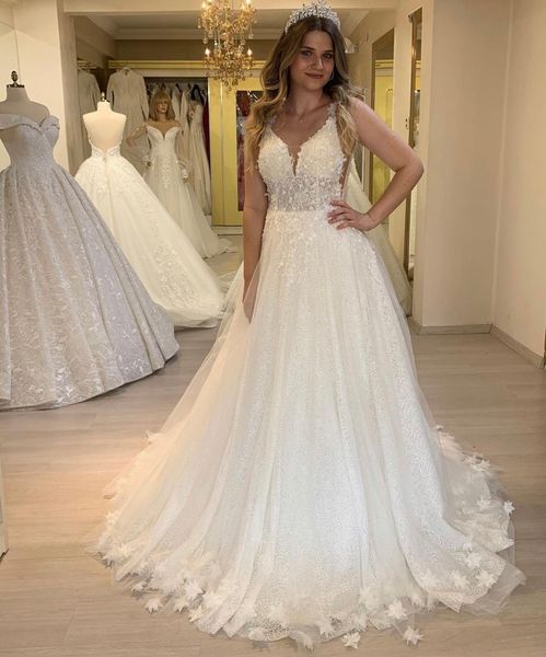 a line lace wedding dresses long sleeves deep v neck court train appliques tulle lace-up back plus size bridal gowns robe de mariee, White
a line lace wedding dresses long sleeves deep v neck court train appliques tulle lace-up back plus size bridal gowns robe de mariee, White