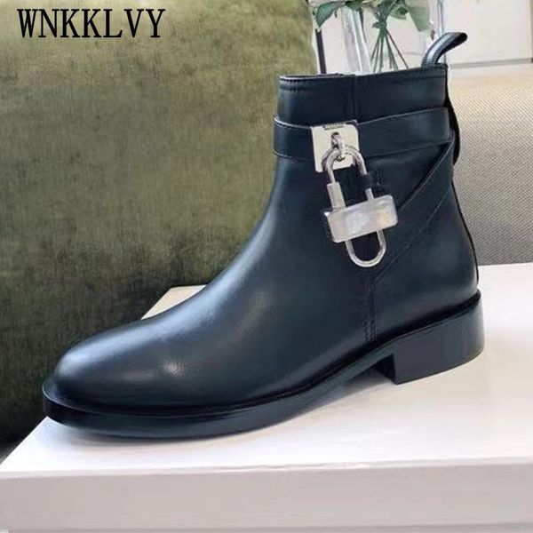 boots 2021 autumn low heel lock decor women genuine leather flatform ankle botas british style leisure simple shoes, Black
boots 2021 autumn low heel lock decor women genuine leather flatform ankle botas british style leisure simple shoes, Black