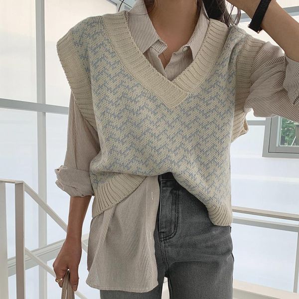 women's vests 2021 high-quality autumn winter women sweaters pullover sleeveless vest knitting korean oversize checkered knitwear elega, Black;white
women's vests 2021 high-quality autumn winter women sweaters pullover sleeveless vest knitting korean oversize checkered knitwear elega, Black;white