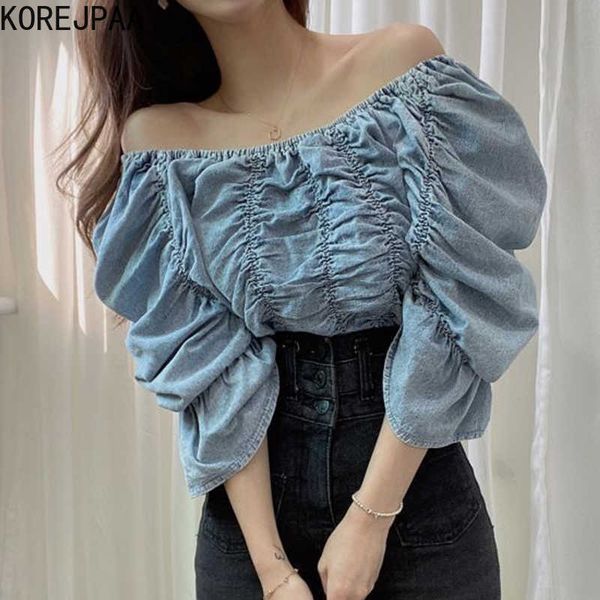 korejpaa women shirt summer korean chic elegant temperament one-word collar off-shoulder folds flared sleeve denim blouses 210526, White
korejpaa women shirt summer korean chic elegant temperament one-word collar off-shoulder folds flared sleeve denim blouses 210526, White