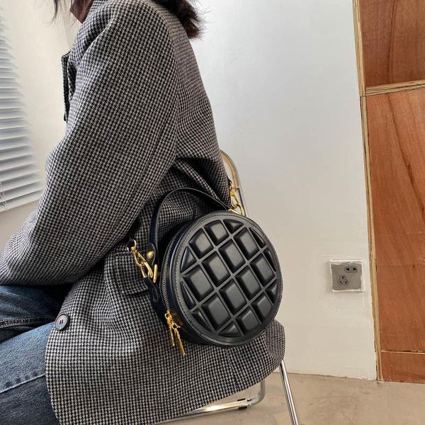 shoulder bags women bag designer crossbody handbag chocolate purse solid color all-match fashion round 2021 zipper pu leather
shoulder bags women bag designer crossbody handbag chocolate purse solid color all-match fashion round 2021 zipper pu leather