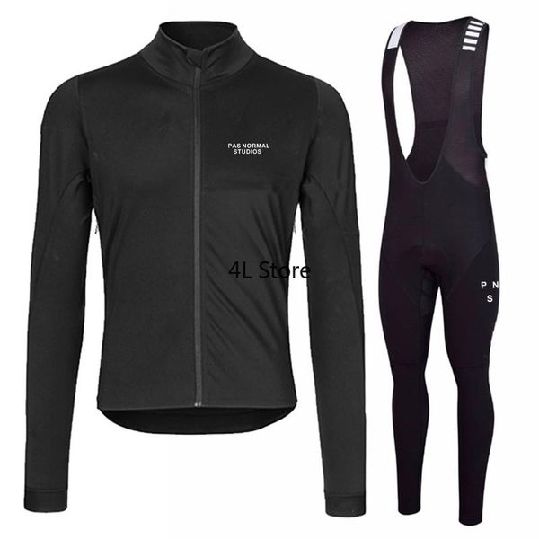 racing sets runchita 2021 pro team winter thermal fleece long sleeve cycling jersey set men bike bicicleta invierno lana ropa ciclismo traje, Black;blue
racing sets runchita 2021 pro team winter thermal fleece long sleeve cycling jersey set men bike bicicleta invierno lana ropa ciclismo traje, Black;blue