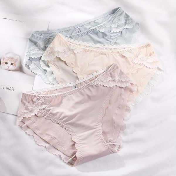autumn women's ice pure cotton crotch lace middle waist girls' traceless breathable underwear, Black;pink
autumn women's ice pure cotton crotch lace middle waist girls' traceless breathable underwear, Black;pink