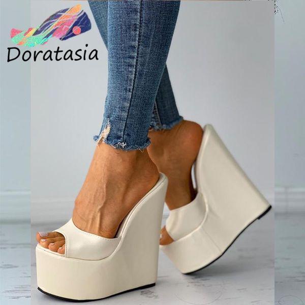 slippers doratasia 2021 peep toe platform wedges solid outside party women's slides sandals fashion trendy shoes woman, Black
slippers doratasia 2021 peep toe platform wedges solid outside party women's slides sandals fashion trendy shoes woman, Black