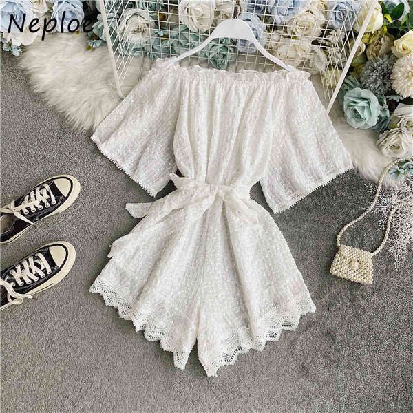 neploe lace fungus patchwork women jumpsuit korean slash neck bodysuit solid color drawstring bow playsuits 1h472 210423, Black;white
neploe lace fungus patchwork women jumpsuit korean slash neck bodysuit solid color drawstring bow playsuits 1h472 210423, Black;white