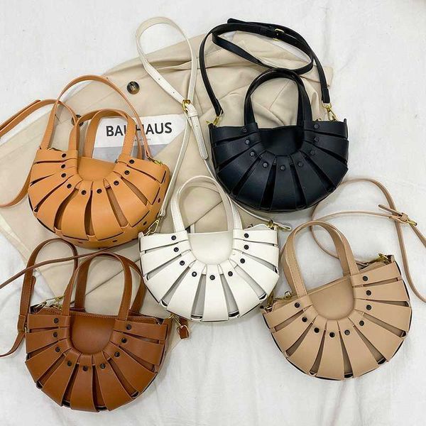 0luxury designer handbag and purse woven design women leather hand female crossbody shoulder lady french totes bag c0601
0luxury designer handbag and purse woven design women leather hand female crossbody shoulder lady french totes bag c0601