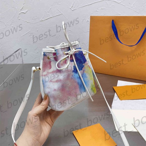 handbag designer handbags women luxurys designers bags 2021 deauville tote zhouzhoubao123 crossbody bag ladies printed hand mot
handbag designer handbags women luxurys designers bags 2021 deauville tote zhouzhoubao123 crossbody bag ladies printed hand mot