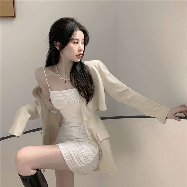 party dresses women's suit design: a small number of middle and long bogr, White;black
party dresses women's suit design: a small number of middle and long bogr, White;black