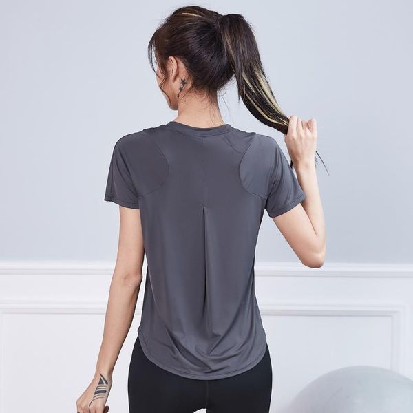 yoga outfit loose gym shirts women summer sports running t-shirts back folds fitness training workout short sleeve sportswear
yoga outfit loose gym shirts women summer sports running t-shirts back folds fitness training workout short sleeve sportswear
