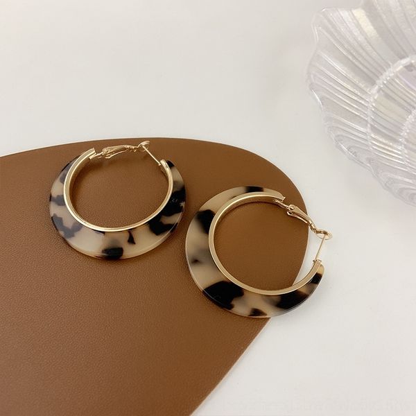 qsb korean exaggerated fashion leopard acrylic and and earrings women's 925 silver stud needle temperament simple earrings, Golden;silver
qsb korean exaggerated fashion leopard acrylic and and earrings women's 925 silver stud needle temperament simple earrings, Golden;silver