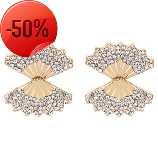 fashion, personality and creativity double sector full diamond earrings for women, Golden
fashion, personality and creativity double sector full diamond earrings for women, Golden