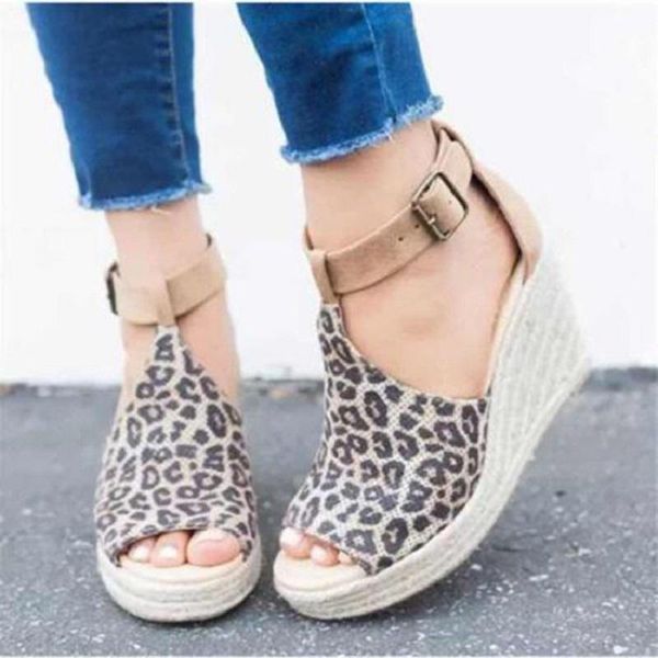 sandals female flat bottom large size 2021 summer leopard linen rope fish mouth beach explosion section slope with light bot, Black
sandals female flat bottom large size 2021 summer leopard linen rope fish mouth beach explosion section slope with light bot, Black