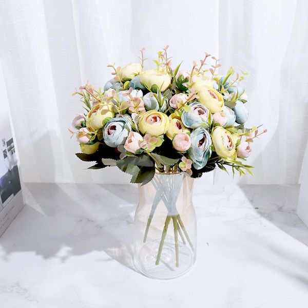 european artificial flower tea rose 6 head 4 small bud bouquet wedding home retro fake party diy decoration decorative flowers & wreaths
european artificial flower tea rose 6 head 4 small bud bouquet wedding home retro fake party diy decoration decorative flowers & wreaths