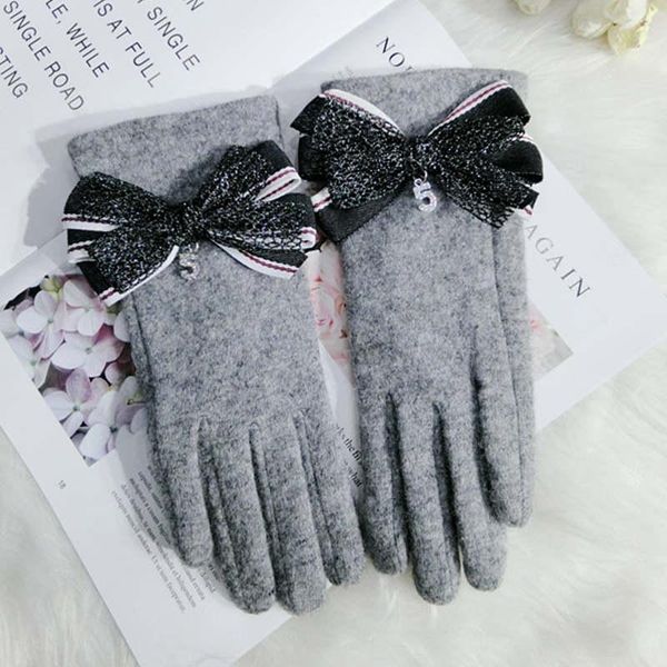 fingerless gloves bowknot pendant cashmere touch screen women warm winter mittens thick soft wear comfortable for all solid guantes, Blue;gray
fingerless gloves bowknot pendant cashmere touch screen women warm winter mittens thick soft wear comfortable for all solid guantes, Blue;gray