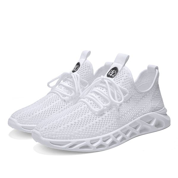 mens running shoes black white luxury designer men sports sneakers trainers outdoor jogging walking fashion
mens running shoes black white luxury designer men sports sneakers trainers outdoor jogging walking fashion