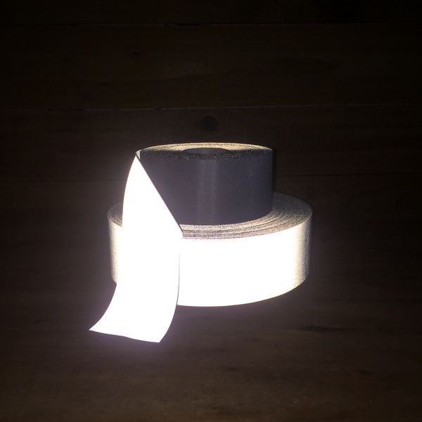 5cm traffic signal diy reflective bright silver fabric night light fluorescent self-adhesive polyester tape
5cm traffic signal diy reflective bright silver fabric night light fluorescent self-adhesive polyester tape