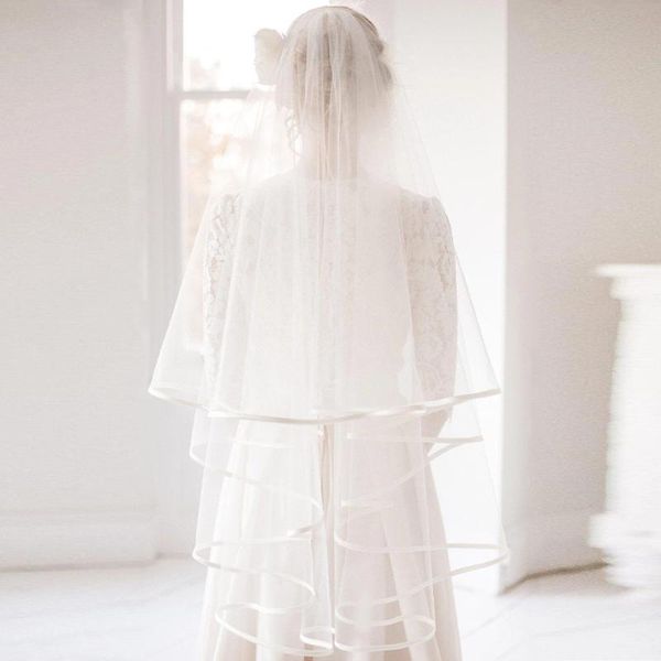 bridal veils women ivory ribbon edge one layer wedding 150cm elbow-length elegant simple accessory veil short tulle headpiece, Black
bridal veils women ivory ribbon edge one layer wedding 150cm elbow-length elegant simple accessory veil short tulle headpiece, Black