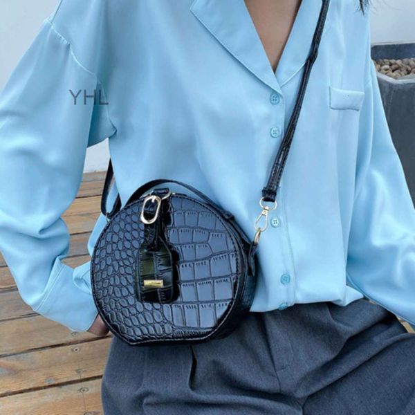 women shoulder bags brand designer handbags small round alligator cake handbag crossbody solid color clutch
women shoulder bags brand designer handbags small round alligator cake handbag crossbody solid color clutch