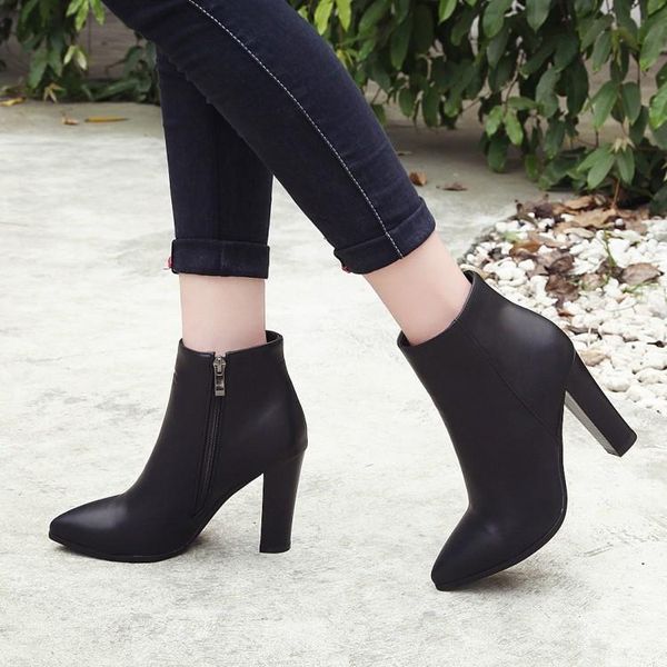 boots oversized women shoes ankle for ladies woman winter side zipper plain leather finish, Black
boots oversized women shoes ankle for ladies woman winter side zipper plain leather finish, Black