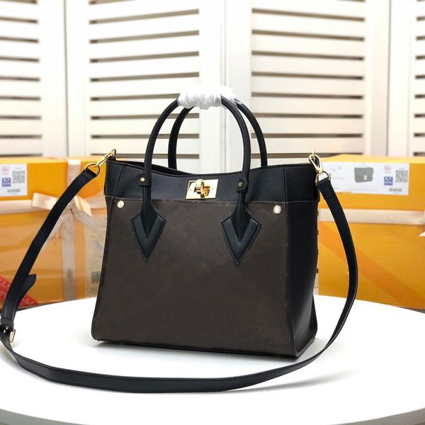 designer luxury handbags purse fashion women bags elegant stitching fine grain calf lvlouis shoulder strap handbag luis size 30.5*24.5*14.0
designer luxury handbags purse fashion women bags elegant stitching fine grain calf lvlouis shoulder strap handbag luis size 30.5*24.5*14.0