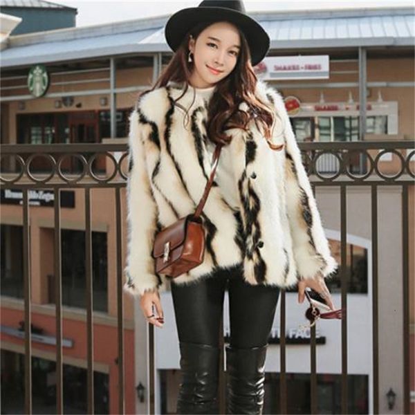 women's fur & faux vetement winter jacket artificial overcoat furry coat femme plus size fake outwear z310 fuvj, Black
women's fur & faux vetement winter jacket artificial overcoat furry coat femme plus size fake outwear z310 fuvj, Black