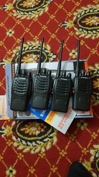 walkie talkie 4pcs baofeng 888s two way radio 5w uhf 400-470mhz portable station comunicador
walkie talkie 4pcs baofeng 888s two way radio 5w uhf 400-470mhz portable station comunicador